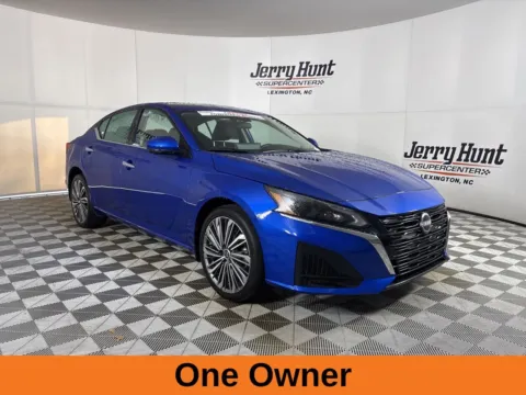 More photos of 2025 Nissan Altima 2.5 SL at Jerry Hunt Supercenter - Lexington, NC