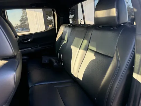 More photos of 2019 Toyota Tacoma TRD Off-Road at Jerry Hunt Supercenter - Lexington, NC