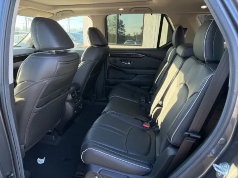 More photos of 2025 Honda Pilot Elite at Jerry Hunt Supercenter - Lexington, NC