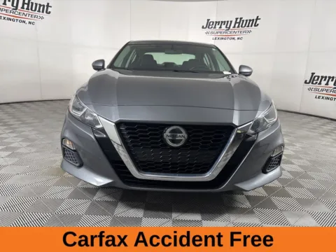 More photos of 2020 Nissan Altima 2.5 S at Jerry Hunt Supercenter - Lexington, NC