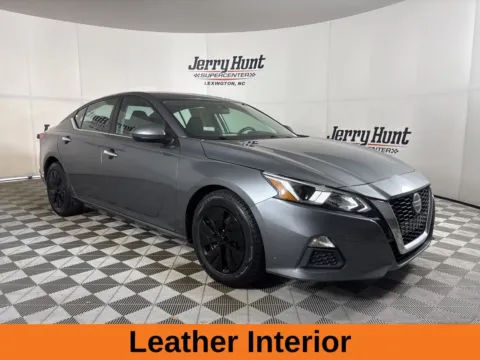 More photos of 2020 Nissan Altima 2.5 S at Jerry Hunt Supercenter - Lexington, NC