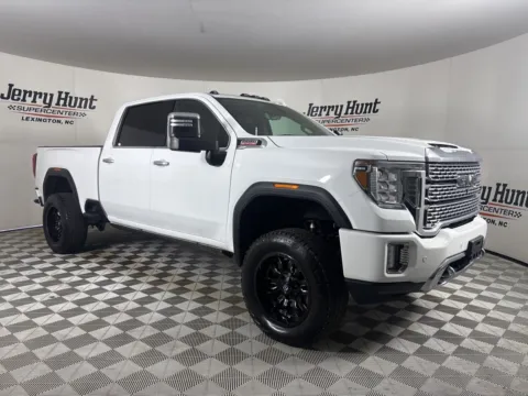 More photos of 2020 GMC Sierra 2500HD Denali at Jerry Hunt Supercenter - Lexington, NC