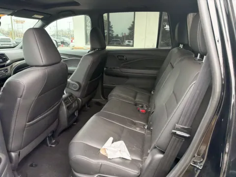 More photos of 2022 Honda Passport EX-L at Jerry Hunt Supercenter - Lexington, NC