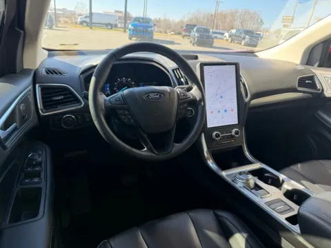 More photos of 2022 Ford Edge Titanium at Jerry Hunt Supercenter - Lexington, NC