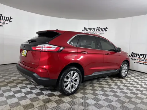More photos of 2022 Ford Edge Titanium at Jerry Hunt Supercenter - Lexington, NC