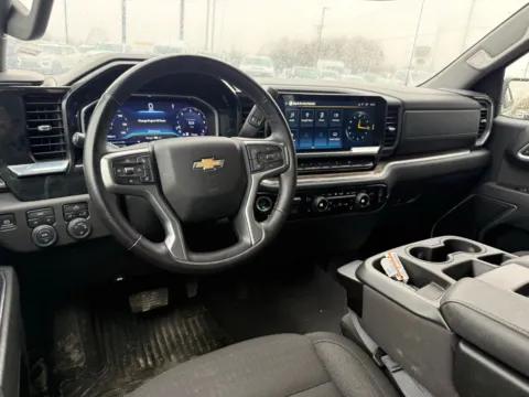 More photos of 2025 Chevrolet Silverado 1500 LT at Jerry Hunt Supercenter - Lexington, NC