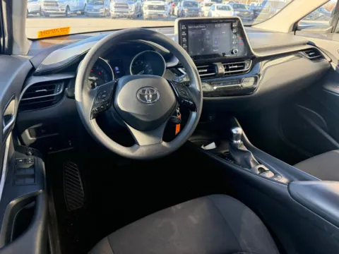 More photos of 2021 Toyota C-HR LE at Jerry Hunt Supercenter - Lexington, NC