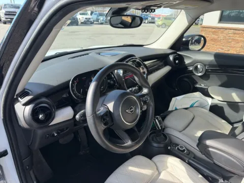 More photos of 2023 MINI Cooper S at Jerry Hunt Supercenter - Lexington, NC