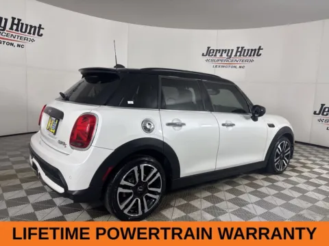 More photos of 2023 MINI Cooper S at Jerry Hunt Supercenter - Lexington, NC