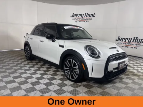 More photos of 2023 MINI Cooper S at Jerry Hunt Supercenter - Lexington, NC