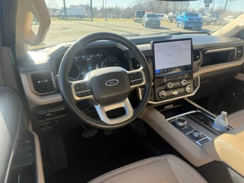 More photos of 2024 Ford Expedition Max Limited at Jerry Hunt Supercenter - Lexington, NC