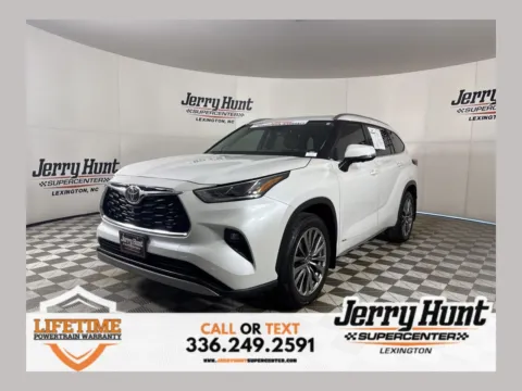 Black 2025 Toyota Highlander Hybrid XLE for sale in Lexington, NC