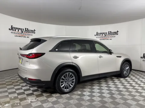 More photos of 2024 Mazda CX-90 3.3 Turbo Preferred Plus at Jerry Hunt Supercenter - Lexington, NC