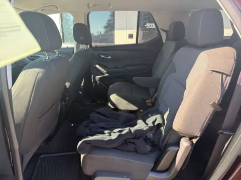 More photos of 2020 Chevrolet Traverse LT at Jerry Hunt Supercenter - Lexington, NC