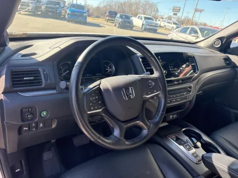 More photos of 2023 Honda Passport EX-L at Jerry Hunt Supercenter - Lexington, NC