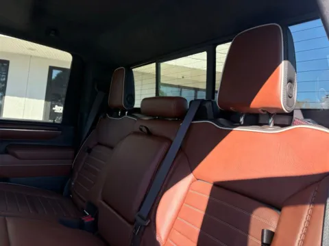 More photos of 2024 GMC Sierra 3500HD Denali Ultimate at Jerry Hunt Supercenter - Lexington, NC