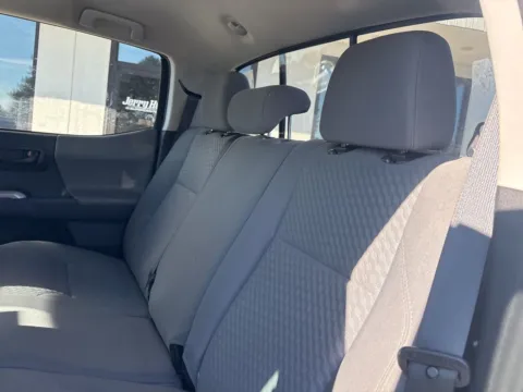 More photos of 2020 Toyota Tacoma SR5 at Jerry Hunt Supercenter - Lexington, NC