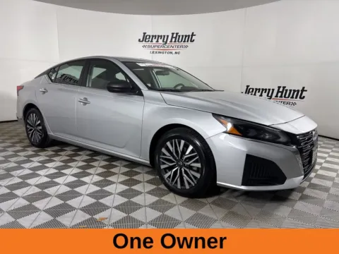 More photos of 2024 Nissan Altima 2.5 SV at Jerry Hunt Supercenter - Lexington, NC