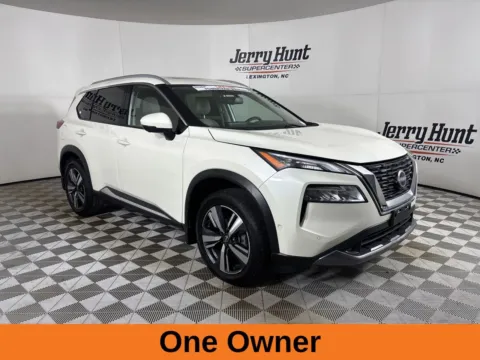 More photos of 2023 Nissan Rogue SL at Jerry Hunt Supercenter - Lexington, NC