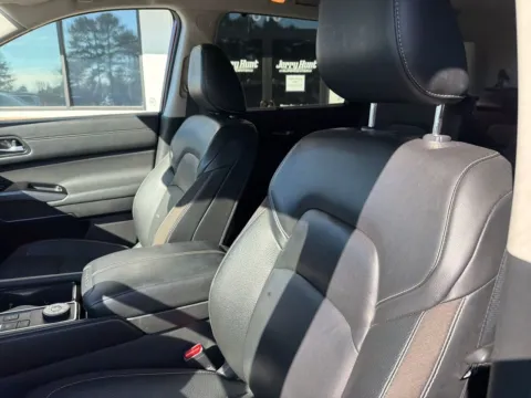 Another view of 2023 Nissan Pathfinder SL for sale in Lexington, NC at Jerry Hunt Supercenter - Lexington