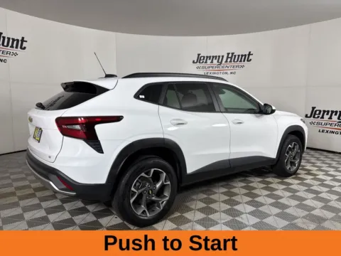 More photos of 2024 Chevrolet Trax LT at Jerry Hunt Supercenter - Lexington, NC