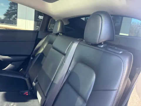 More photos of 2023 Tesla Model Y Long Range at Jerry Hunt Supercenter - Lexington, NC