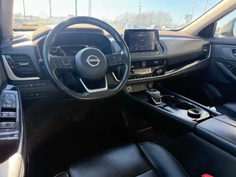More photos of 2023 Nissan Rogue SL at Jerry Hunt Supercenter - Lexington, NC