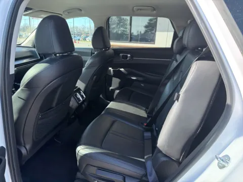 More photos of 2024 Kia Sorento S at Jerry Hunt Supercenter - Lexington, NC