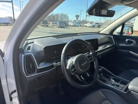 More photos of 2024 Kia Sorento S at Jerry Hunt Supercenter - Lexington, NC