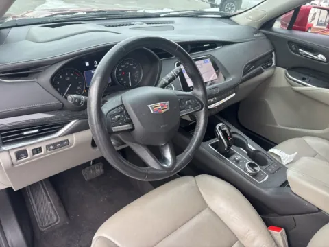 More photos of 2020 Cadillac XT4 Premium Luxury at Jerry Hunt Supercenter - Lexington, NC