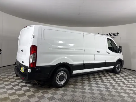 More photos of 2020 Ford Transit-250 at Jerry Hunt Supercenter - Lexington, NC