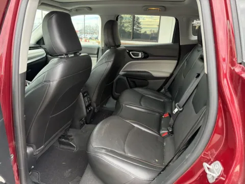 More photos of 2022 Jeep Compass Limited at Jerry Hunt Supercenter - Lexington, NC