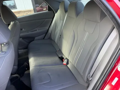 More photos of 2023 Hyundai Elantra SEL at Jerry Hunt Supercenter - Lexington, NC