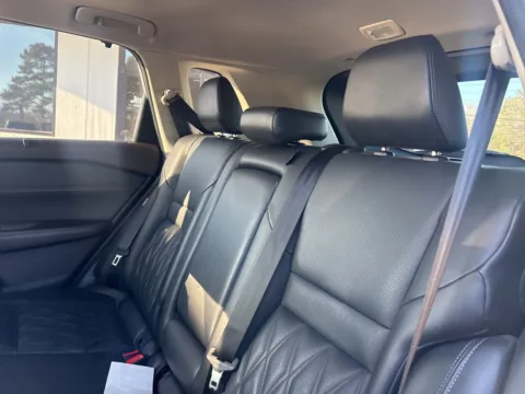 More photos of 2023 Nissan Rogue Platinum at Jerry Hunt Supercenter - Lexington, NC