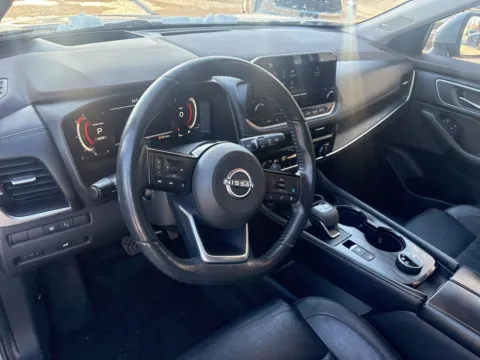 More photos of 2023 Nissan Rogue Platinum at Jerry Hunt Supercenter - Lexington, NC