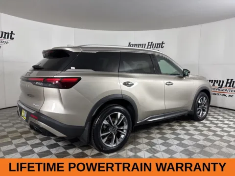 More photos of 2023 INFINITI QX60 LUXE at Jerry Hunt Supercenter - Lexington, NC