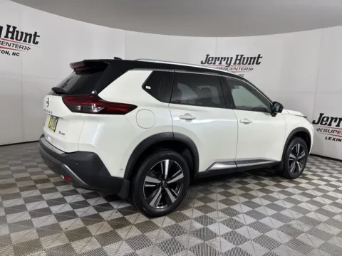 More photos of 2023 Nissan Rogue SL at Jerry Hunt Supercenter - Lexington, NC