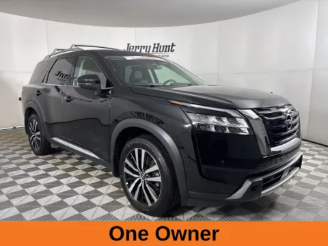 More photos of 2024 Nissan Pathfinder Platinum at Jerry Hunt Supercenter - Lexington, NC