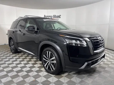 More photos of 2024 Nissan Pathfinder Platinum at Jerry Hunt Supercenter - Lexington, NC