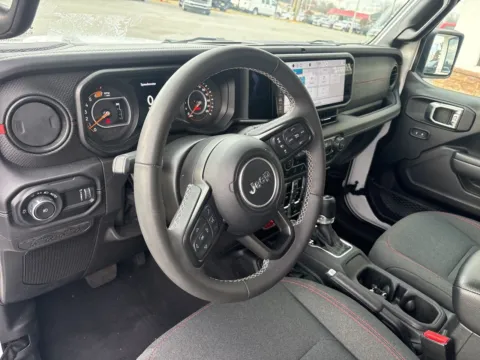 More photos of 2025 Jeep Wrangler Rubicon at Jerry Hunt Supercenter - Lexington, NC