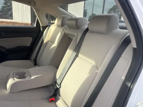 More photos of 2022 Honda Civic EX at Jerry Hunt Supercenter - Lexington, NC