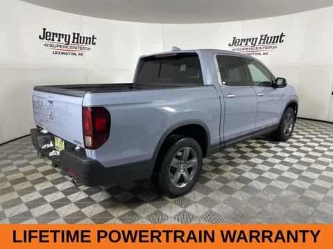 More photos of 2022 Honda Ridgeline RTL-E at Jerry Hunt Supercenter - Lexington, NC
