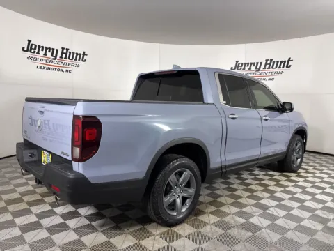 More photos of 2022 Honda Ridgeline RTL-E at Jerry Hunt Supercenter - Lexington, NC