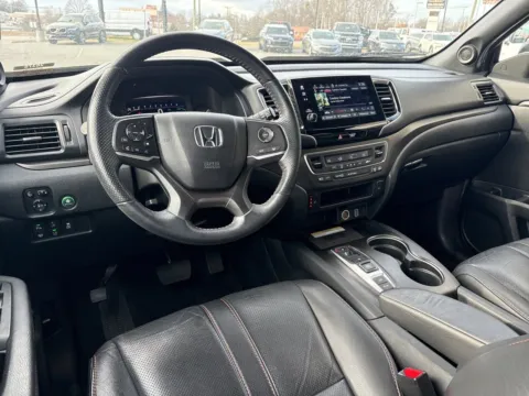 More photos of 2023 Honda Passport TrailSport at Jerry Hunt Supercenter - Lexington, NC
