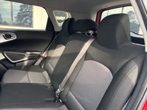 More photos of 2023 Kia Soul LX at Jerry Hunt Supercenter - Lexington, NC