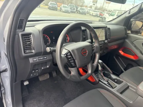 More photos of 2024 Nissan Frontier PRO-4X at Jerry Hunt Supercenter - Lexington, NC