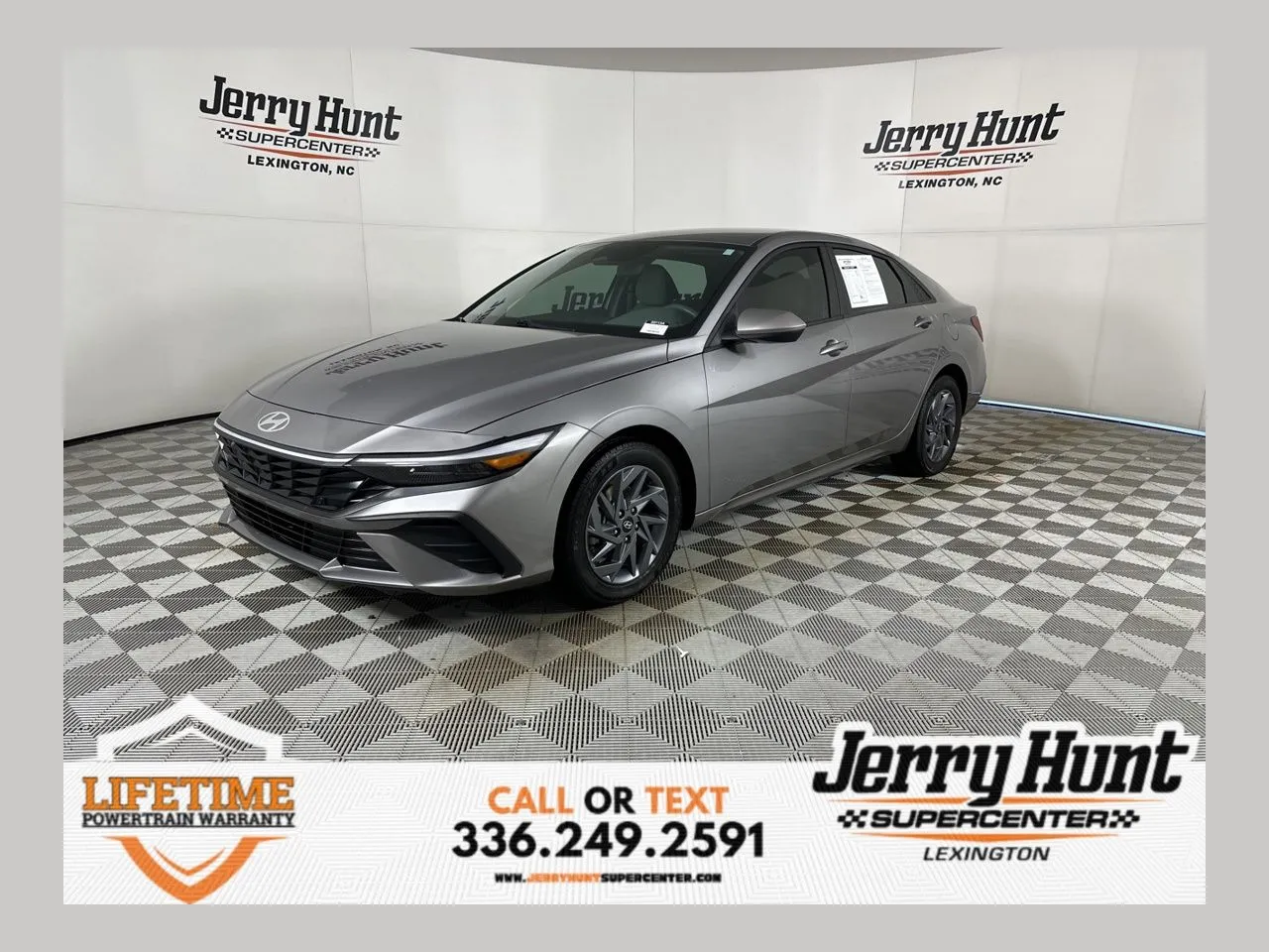 Gray 2024 Hyundai Elantra SEL for sale in Lexington, NC