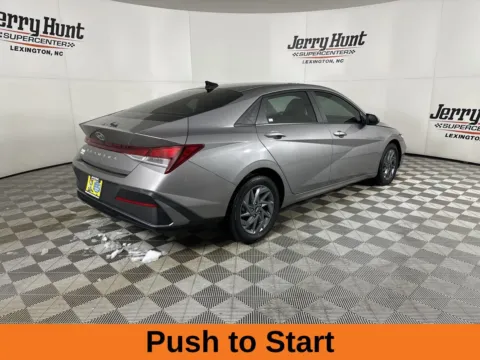 More photos of 2024 Hyundai Elantra SEL at Jerry Hunt Supercenter - Lexington, NC
