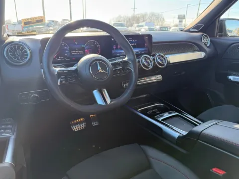 More photos of 2024 Mercedes-Benz GLB 250 at Jerry Hunt Supercenter - Lexington, NC
