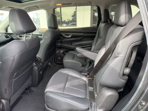 More photos of 2024 Subaru Ascent Limited at Jerry Hunt Supercenter - Lexington, NC